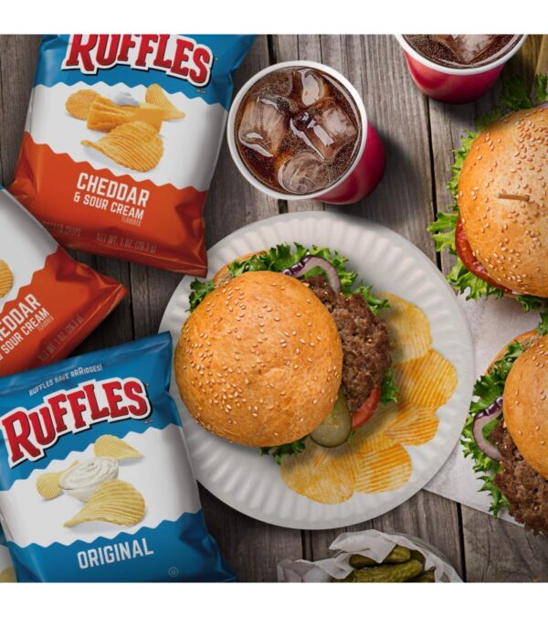 img-366e5c9eb9050d49dc48a866e647d3fe Tasty Snacks Variety Pack, Frito-Lay Chips, Nuts, Cookies and Quaker Chewy Bars, 40 Count