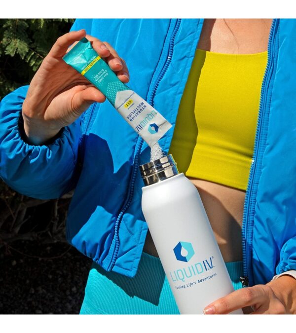 Liquid I.V. Hydration Multiplier – Lemon Lime – Powder Packets | Electrolyte Drink Mix | Easy Open Single-Serving | Non-GMO | 16 Stick