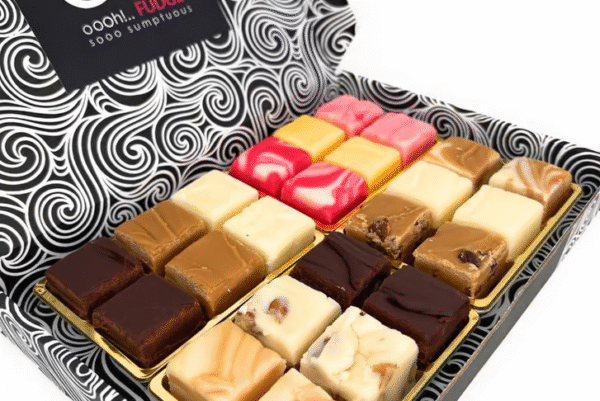 Unbelievable Deal! Fudge Hamper with 12 Flavours – Only £1.99 + FREE Shipping!