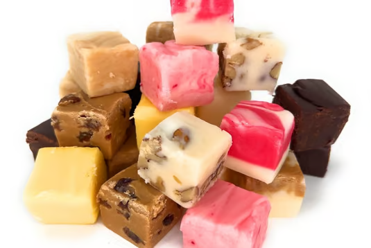 Unbelievable Deal! Fudge Hamper with 12 Flavours – Only £1.99 + FREE Shipping!
