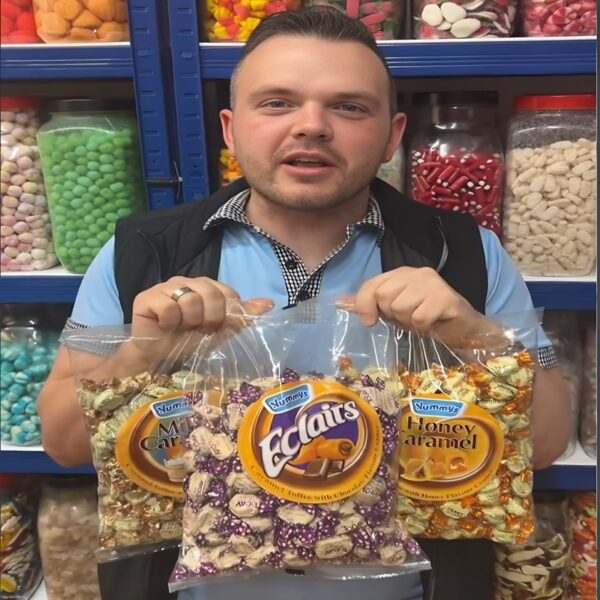 食品甜品巧克力直通车主图-5 Ultimate Yummy’s Toffee Trio - 3kg Combo: Milk'n Caramel, Chocolate Eclairs & Honey Caramel - Free Shipping & Massive Savings! Indulge in Sweet Bliss Today!